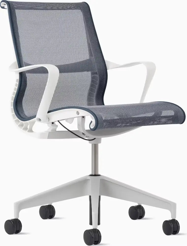Setu Chair with Armrests – Flexible Kinetic Support & Four-Way Adjustable Arms