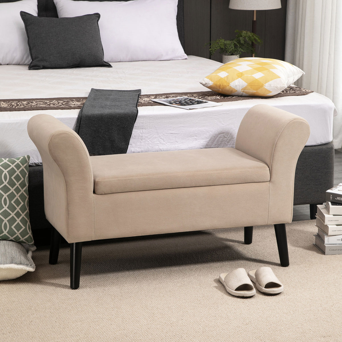 HOMCOM Polsterbank mit Stauraum, Truhenbank mit Armlehnen, 46 cm Sitzhöhe, samtartiges Polyester, 111,5 x 41 x 65 cm, Beige
