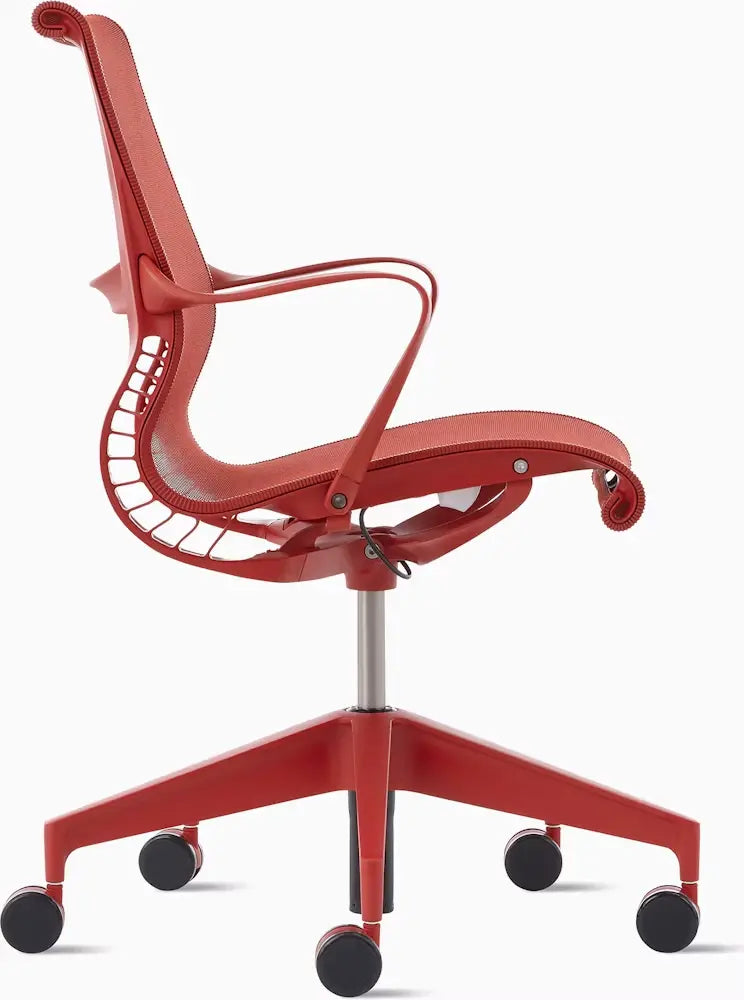 Setu Chair with Armrests – Flexible Kinetic Support & Four-Way Adjustable Arms
