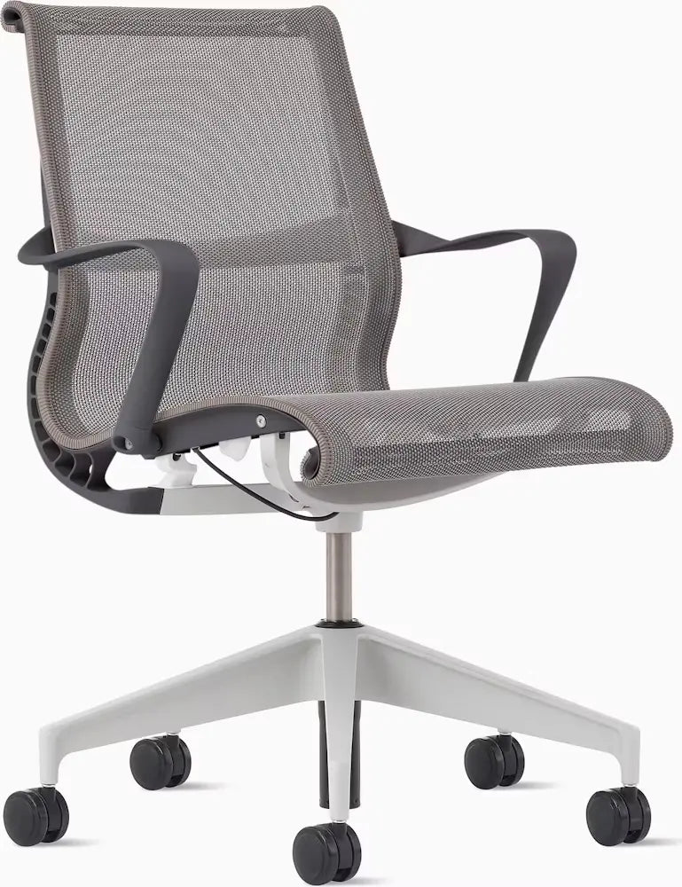 Setu Chair with Armrests – Flexible Kinetic Support & Four-Way Adjustable Arms