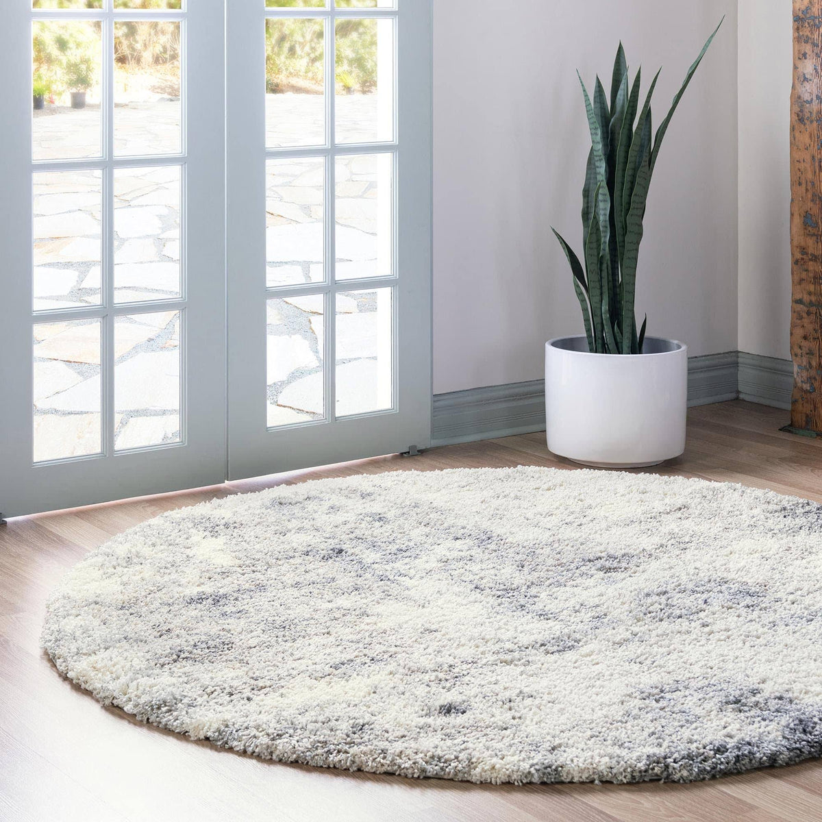 Soft Touch Shag Pebble Gray 6 ft Round Round Area Rug