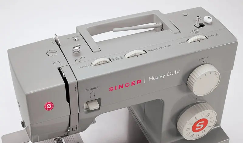 SINGER Heavy-Duty 4423 Sewing Machine – High-Performance Mechanical Stitcher