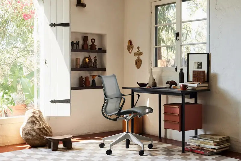Setu Chair with Armrests – Flexible Kinetic Support & Four-Way Adjustable Arms