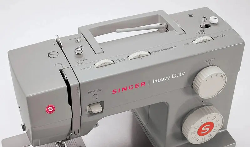 SINGER Heavy Duty 4423 Mechanical Sewing Machine – Durable Home & Hobby Use