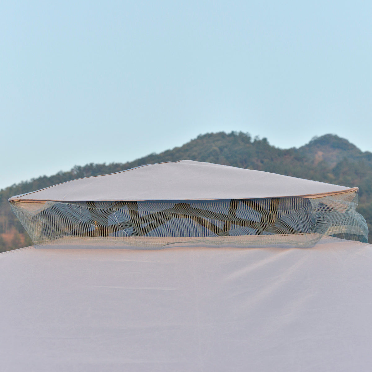 Outsunny Pavillon mit Doppeldach, 3x2 m Wasserdicht Stabil Winterfest Gartenpavillon mit Moskitonetz, Seitenteile, Garten-Pavillon aus Metall, für Garten, Terrasse, Hellgrau