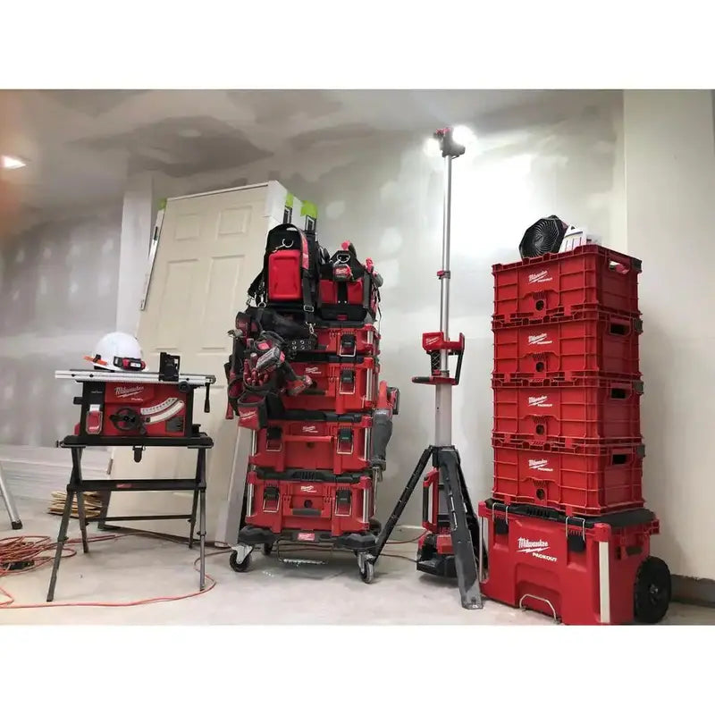 Milwaukee PACKOUT 22-Inch Rolling Tool Box – Heavy-Duty Modular Storage Solution