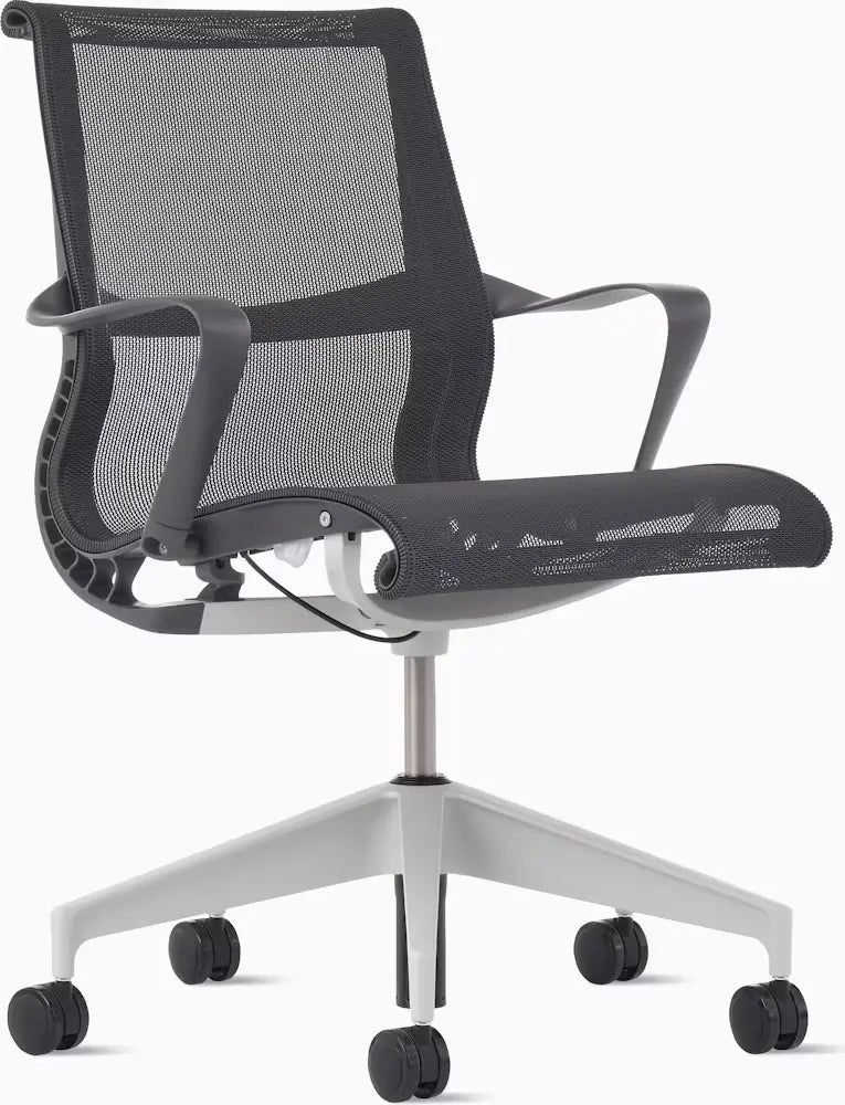 Setu Chair with Armrests – Flexible Kinetic Support & Four-Way Adjustable Arms