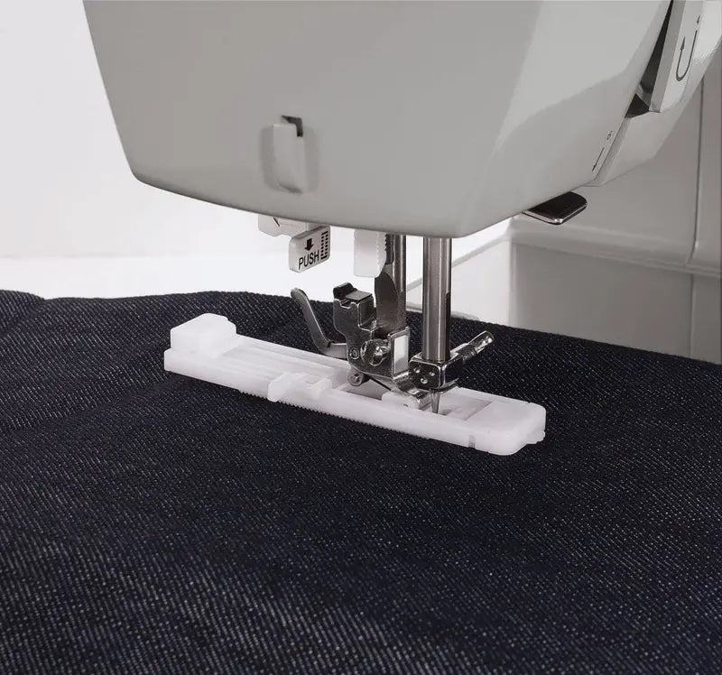 SINGER Heavy-Duty 4423 Sewing Machine – High-Performance Mechanical Stitcher